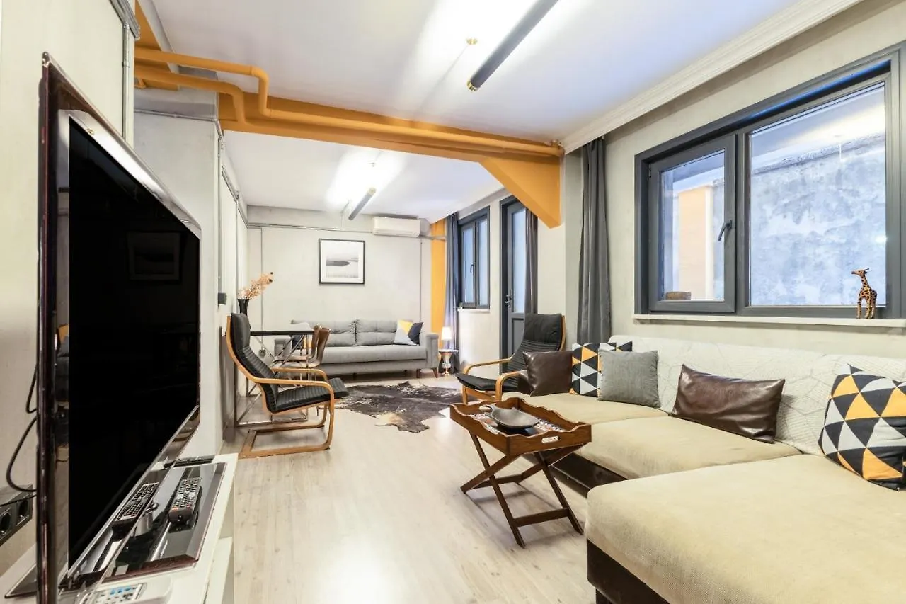 Апартаменты Contemporary And Stylish Flat In Sisli Стамбул